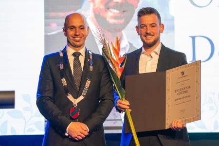 Obcˇinski praznik_24-02499